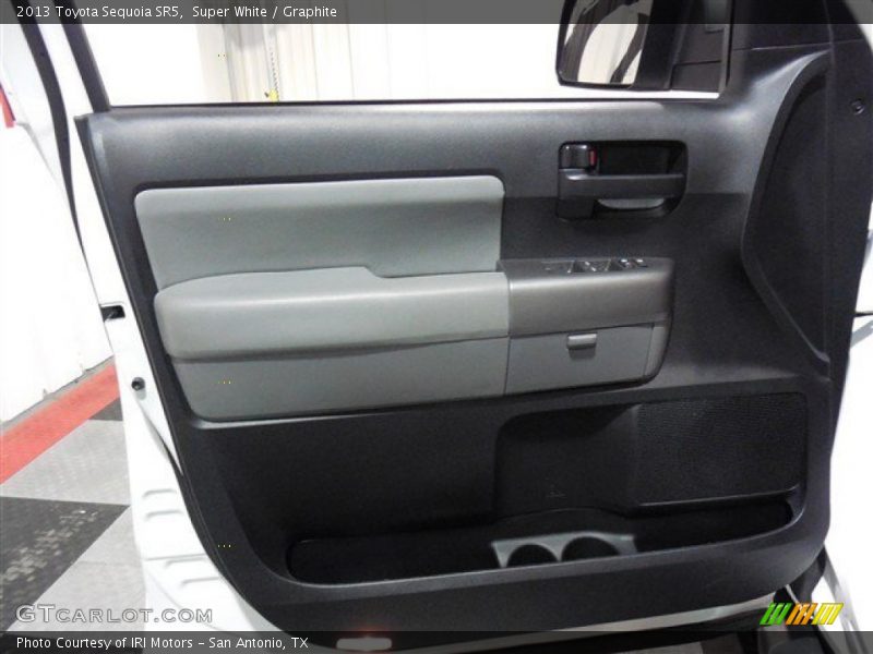 Super White / Graphite 2013 Toyota Sequoia SR5