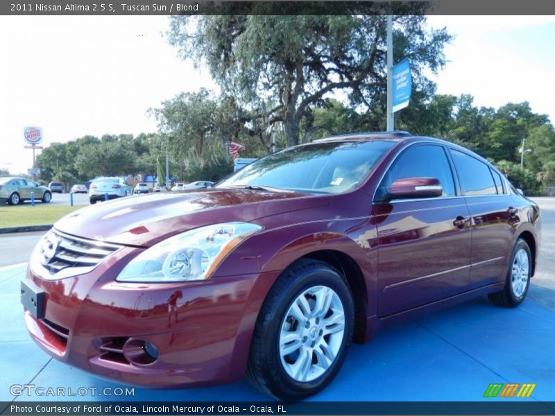 Tuscan Sun / Blond 2011 Nissan Altima 2.5 S