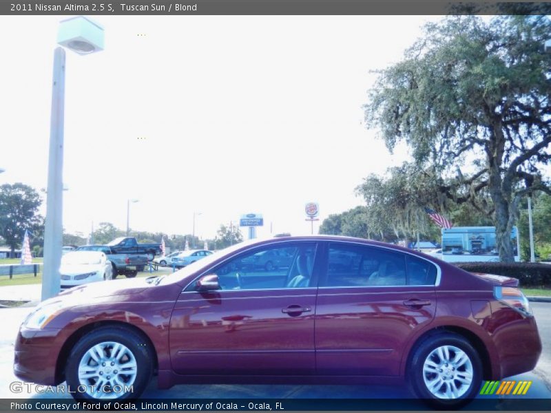 Tuscan Sun / Blond 2011 Nissan Altima 2.5 S
