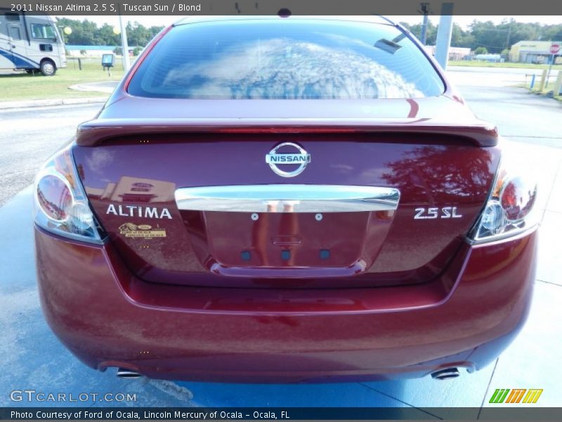 Tuscan Sun / Blond 2011 Nissan Altima 2.5 S