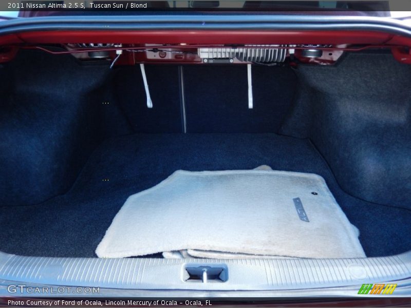 Tuscan Sun / Blond 2011 Nissan Altima 2.5 S