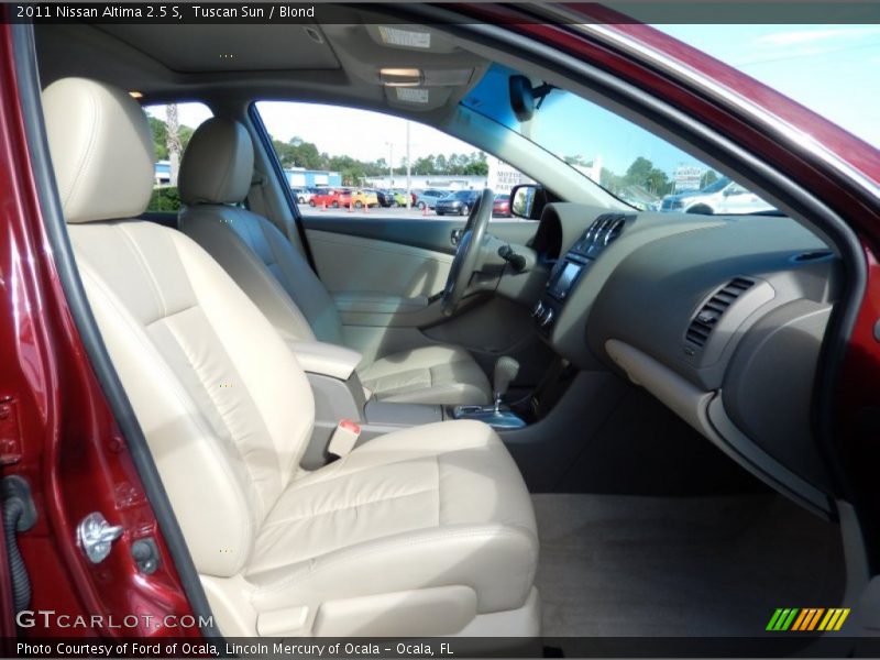 Tuscan Sun / Blond 2011 Nissan Altima 2.5 S