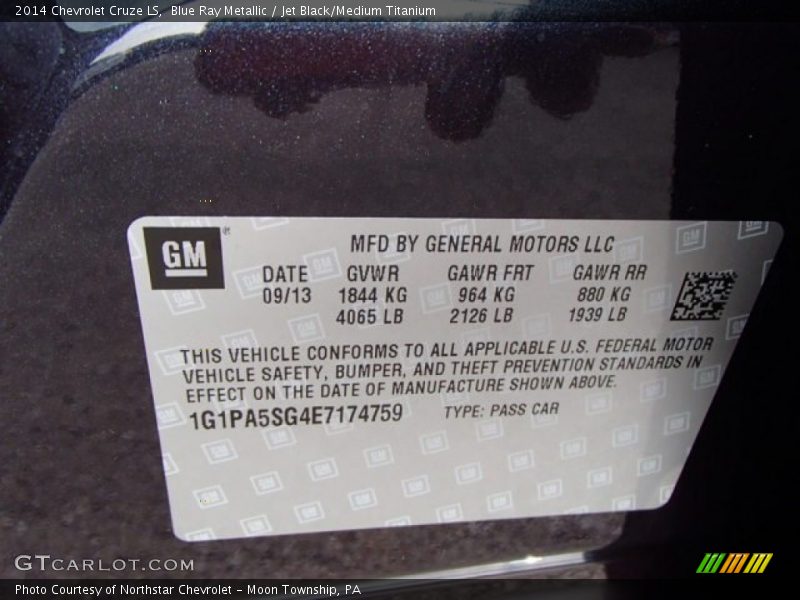 Blue Ray Metallic / Jet Black/Medium Titanium 2014 Chevrolet Cruze LS