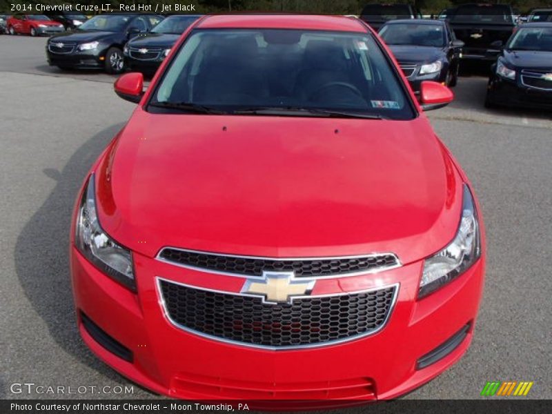 Red Hot / Jet Black 2014 Chevrolet Cruze LT