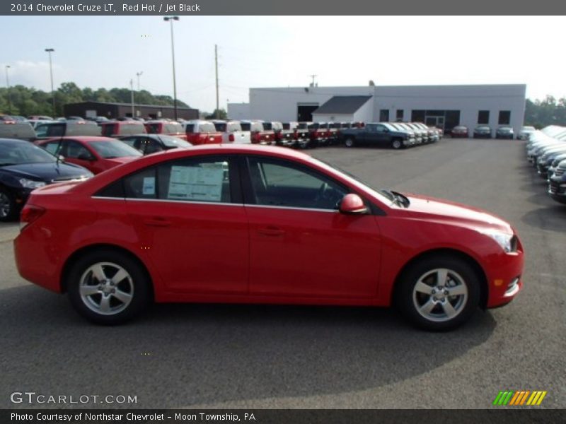 Red Hot / Jet Black 2014 Chevrolet Cruze LT