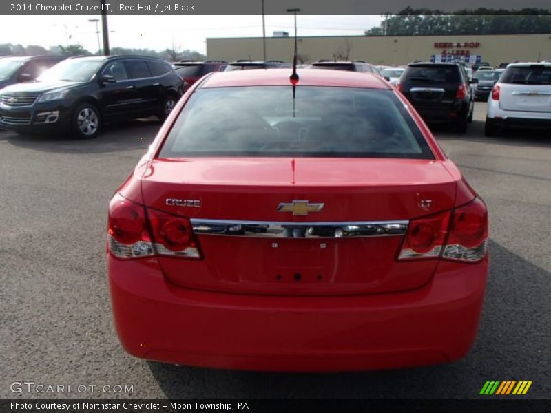 Red Hot / Jet Black 2014 Chevrolet Cruze LT