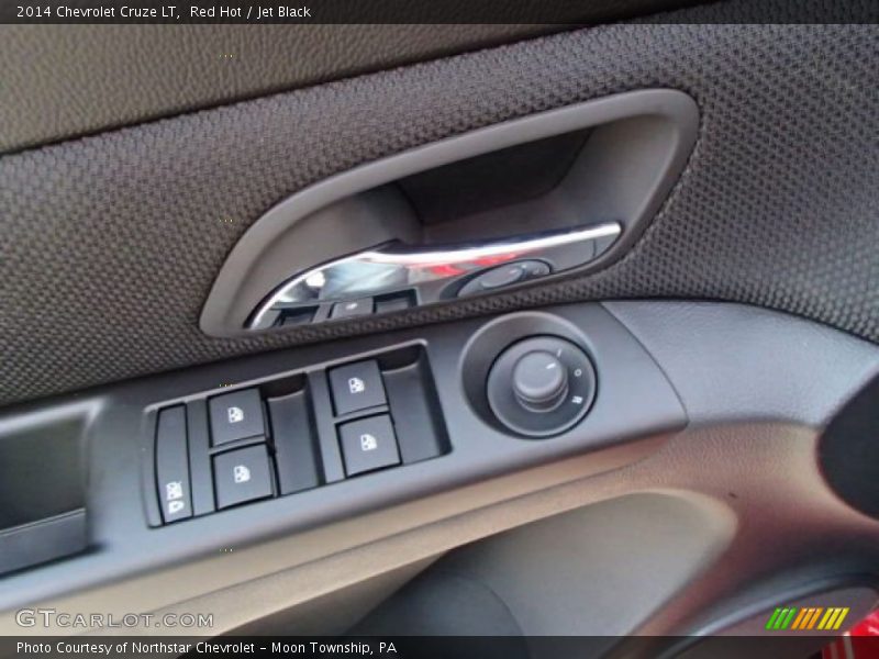 Red Hot / Jet Black 2014 Chevrolet Cruze LT