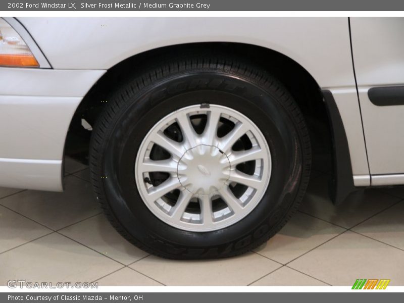 Silver Frost Metallic / Medium Graphite Grey 2002 Ford Windstar LX