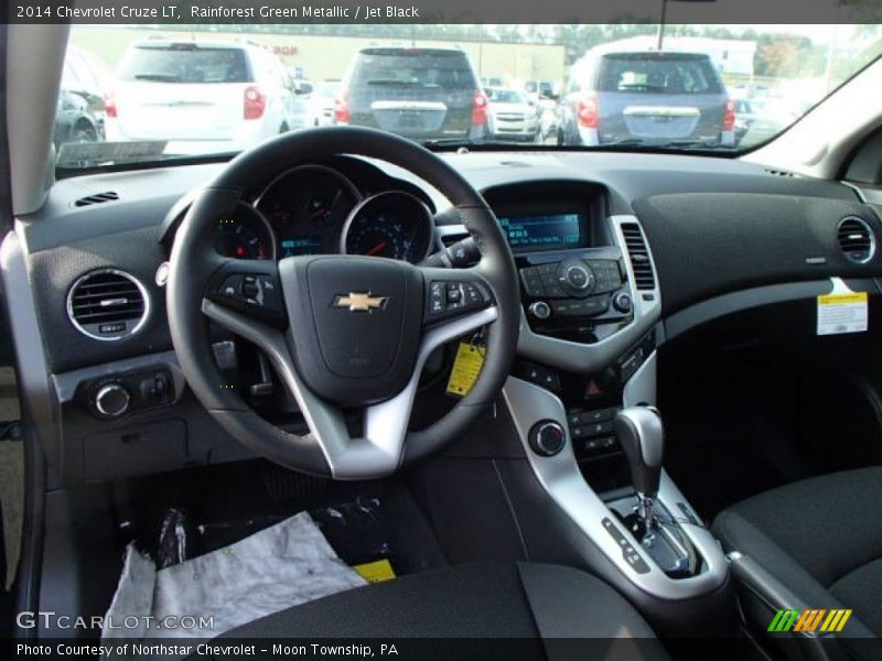 Rainforest Green Metallic / Jet Black 2014 Chevrolet Cruze LT