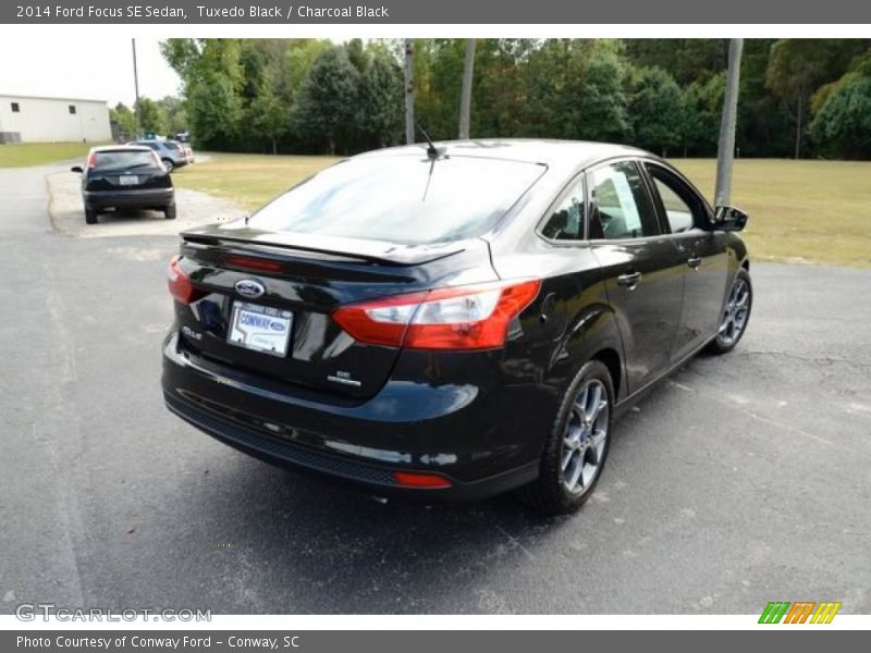 Tuxedo Black / Charcoal Black 2014 Ford Focus SE Sedan