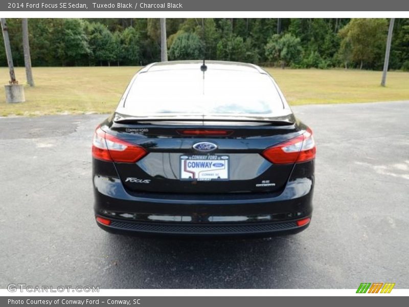 Tuxedo Black / Charcoal Black 2014 Ford Focus SE Sedan