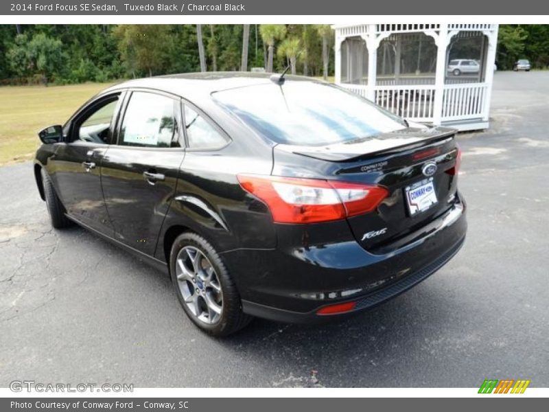 Tuxedo Black / Charcoal Black 2014 Ford Focus SE Sedan