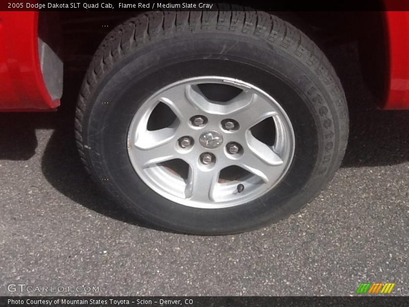 Flame Red / Medium Slate Gray 2005 Dodge Dakota SLT Quad Cab