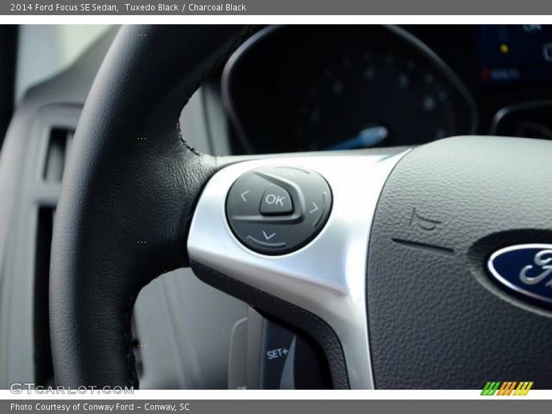Tuxedo Black / Charcoal Black 2014 Ford Focus SE Sedan