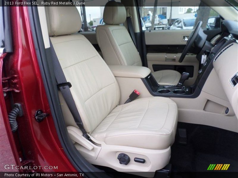 Ruby Red Metallic / Dune 2013 Ford Flex SEL