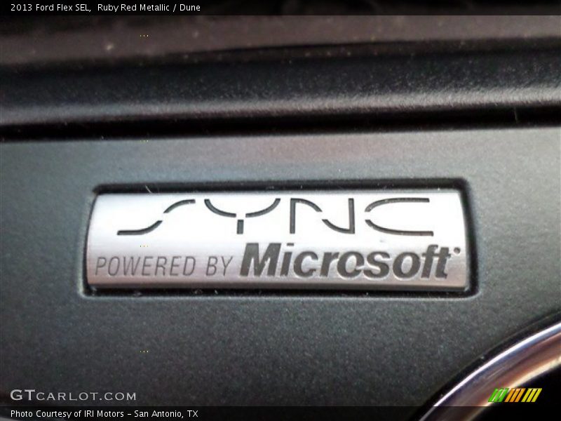 Ruby Red Metallic / Dune 2013 Ford Flex SEL