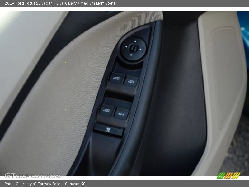 Blue Candy / Medium Light Stone 2014 Ford Focus SE Sedan