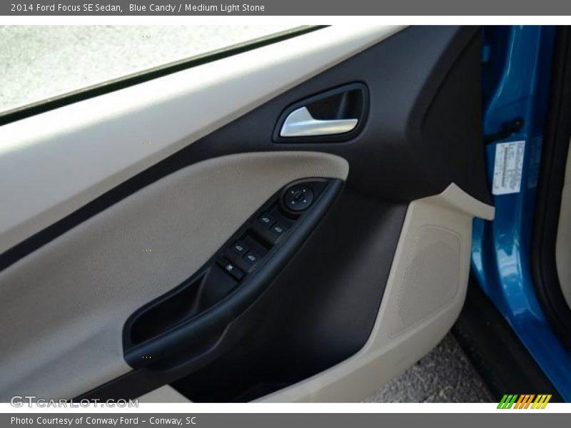 Blue Candy / Medium Light Stone 2014 Ford Focus SE Sedan