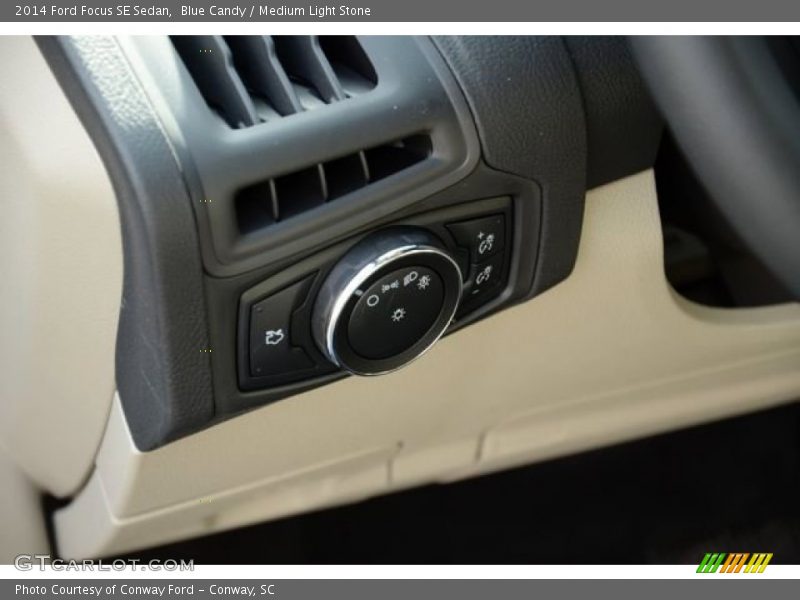 Blue Candy / Medium Light Stone 2014 Ford Focus SE Sedan