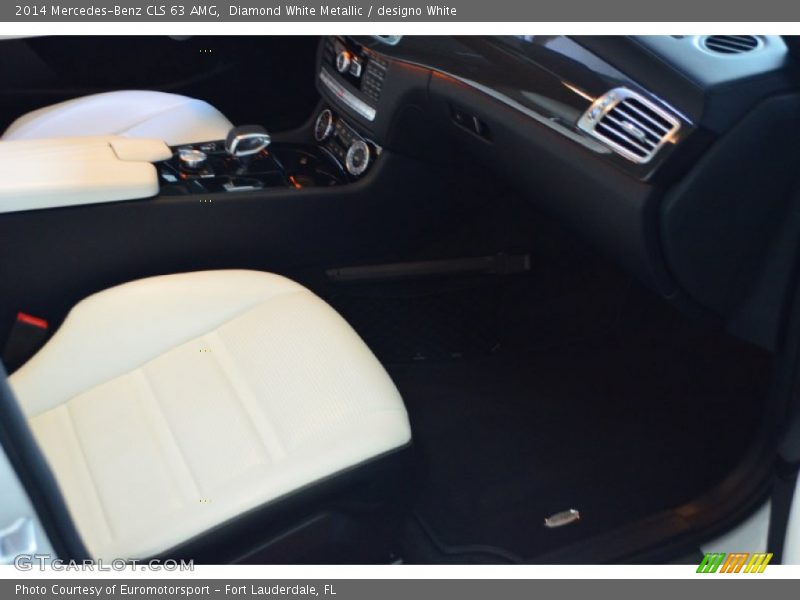 Diamond White Metallic / designo White 2014 Mercedes-Benz CLS 63 AMG