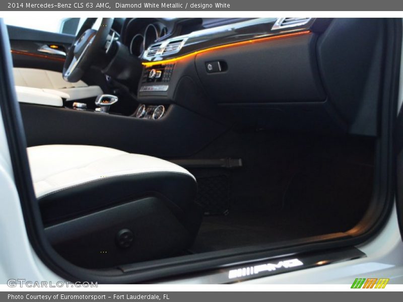 Diamond White Metallic / designo White 2014 Mercedes-Benz CLS 63 AMG