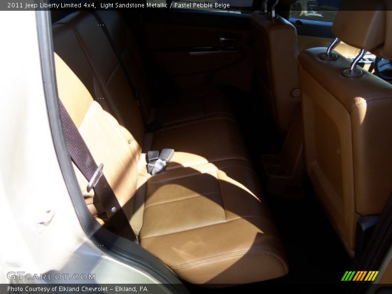 Light Sandstone Metallic / Pastel Pebble Beige 2011 Jeep Liberty Limited 4x4