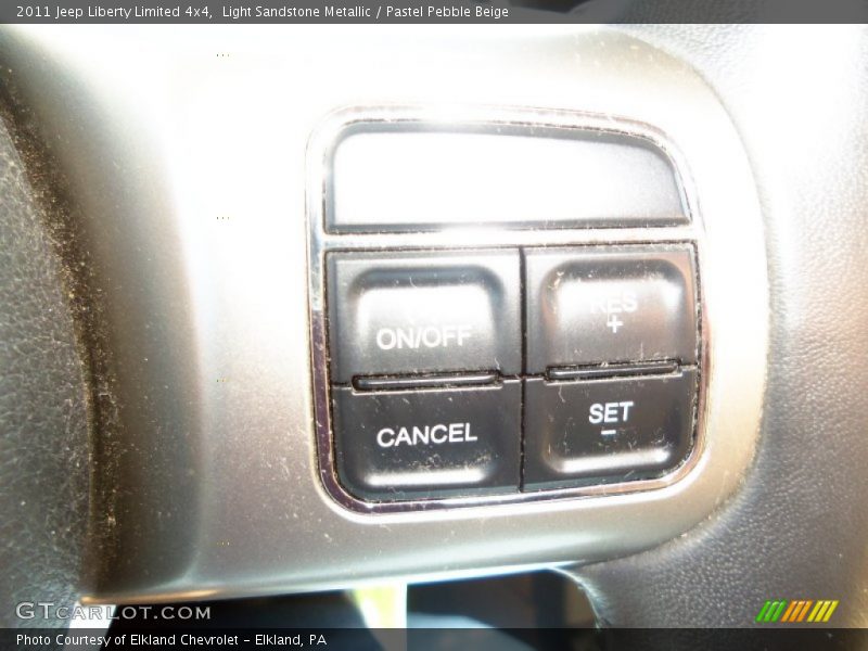 Light Sandstone Metallic / Pastel Pebble Beige 2011 Jeep Liberty Limited 4x4