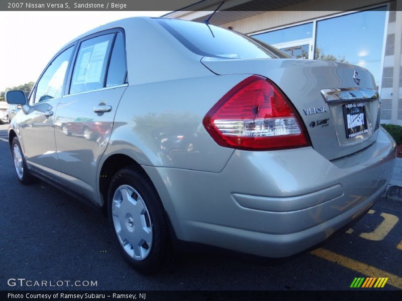 Sandstone / Beige 2007 Nissan Versa S