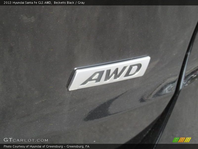 Becketts Black / Gray 2013 Hyundai Santa Fe GLS AWD