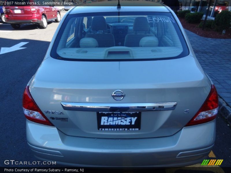 Sandstone / Beige 2007 Nissan Versa S