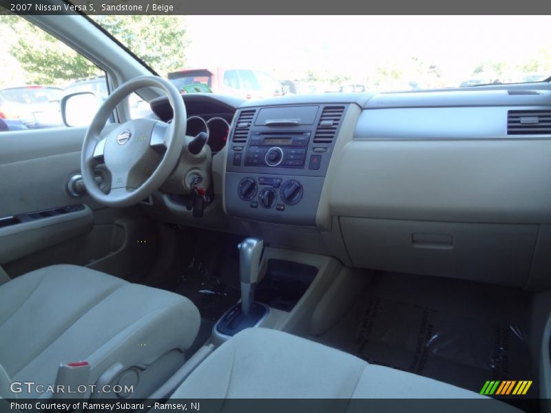 Sandstone / Beige 2007 Nissan Versa S