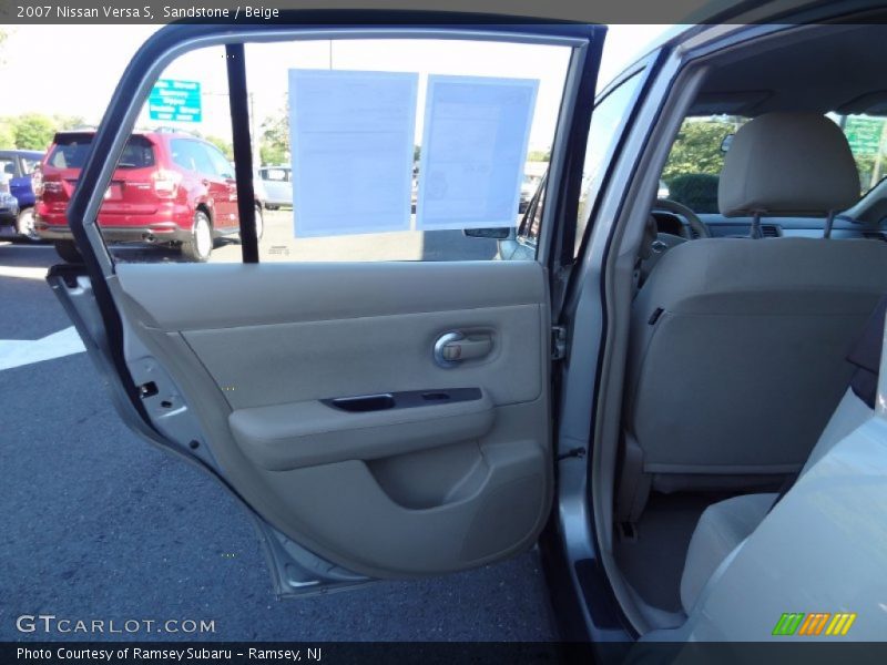 Sandstone / Beige 2007 Nissan Versa S