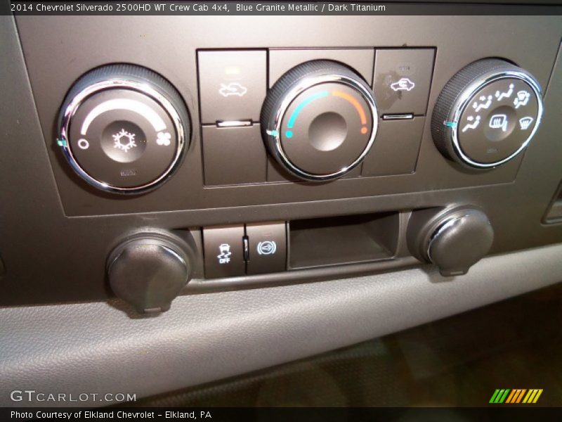 Controls of 2014 Silverado 2500HD WT Crew Cab 4x4