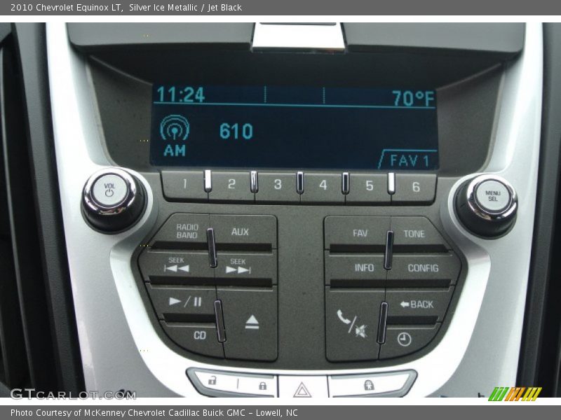 Silver Ice Metallic / Jet Black 2010 Chevrolet Equinox LT