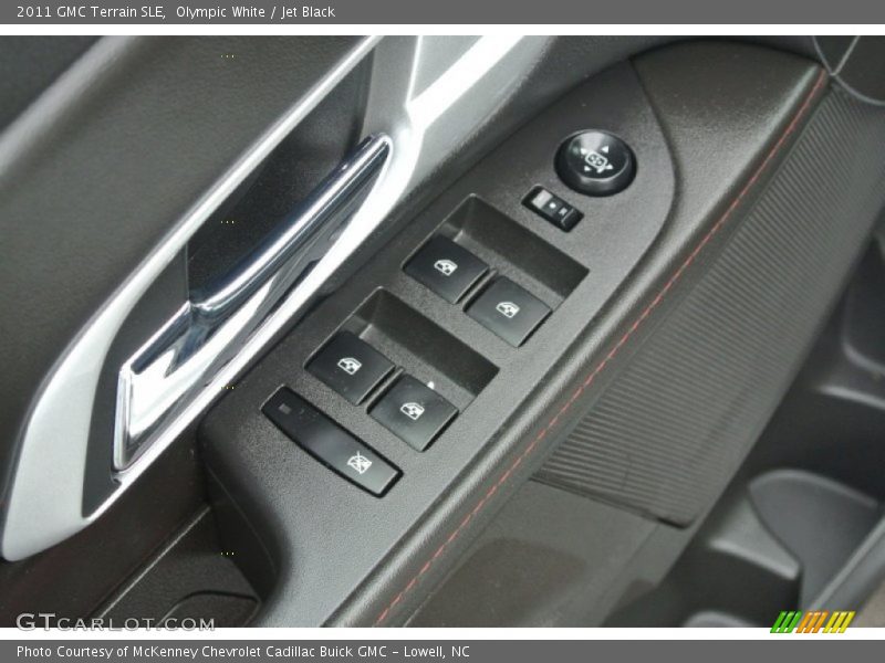 Olympic White / Jet Black 2011 GMC Terrain SLE