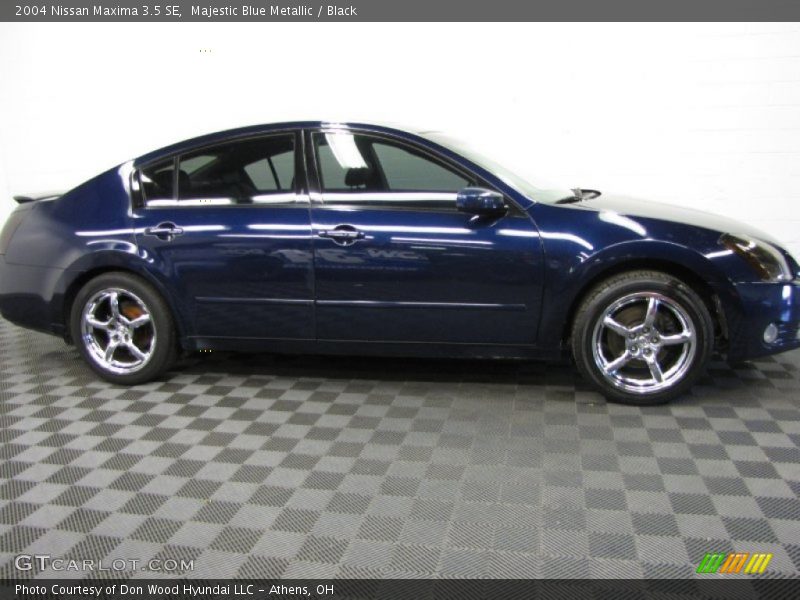 Majestic Blue Metallic / Black 2004 Nissan Maxima 3.5 SE