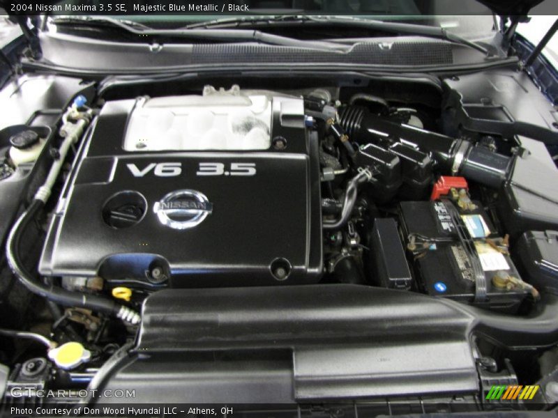 Majestic Blue Metallic / Black 2004 Nissan Maxima 3.5 SE