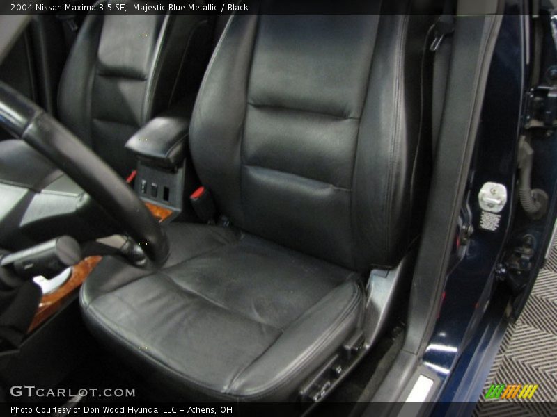 Majestic Blue Metallic / Black 2004 Nissan Maxima 3.5 SE