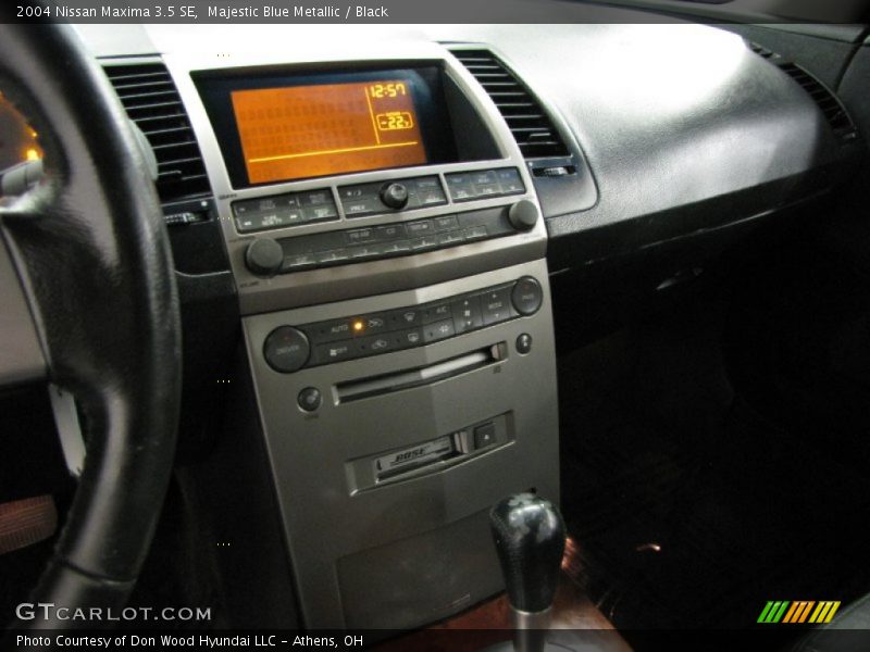 Majestic Blue Metallic / Black 2004 Nissan Maxima 3.5 SE