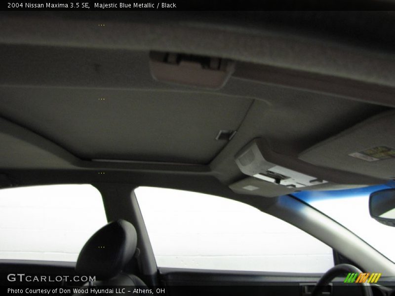 Majestic Blue Metallic / Black 2004 Nissan Maxima 3.5 SE