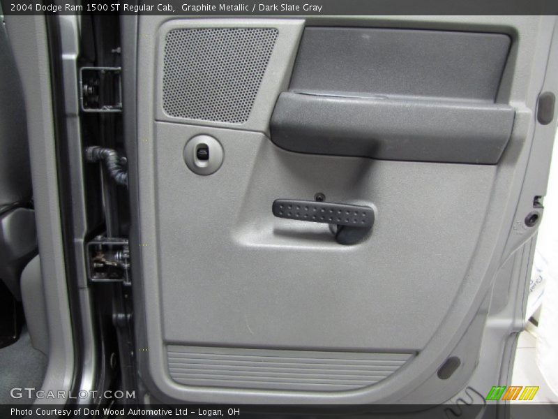 Graphite Metallic / Dark Slate Gray 2004 Dodge Ram 1500 ST Regular Cab