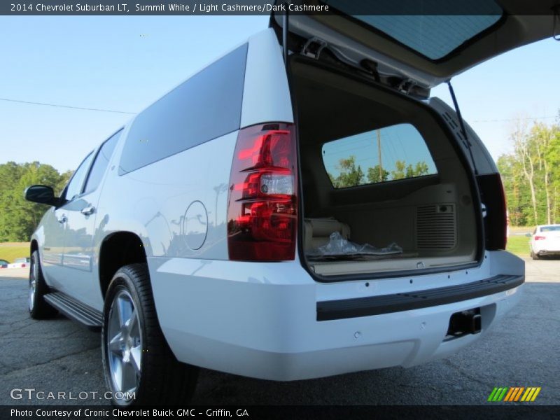 Summit White / Light Cashmere/Dark Cashmere 2014 Chevrolet Suburban LT