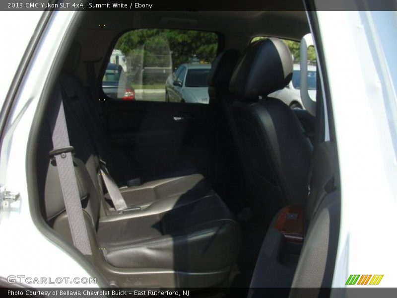 Summit White / Ebony 2013 GMC Yukon SLT 4x4