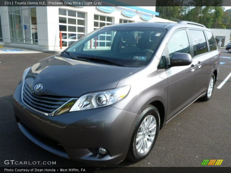 Predawn Gray Mica / Light Gray 2011 Toyota Sienna XLE