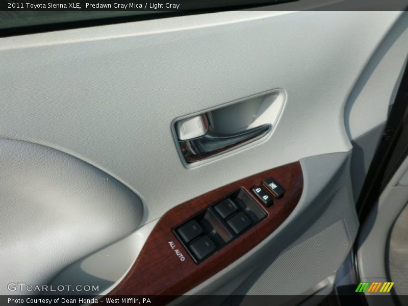 Predawn Gray Mica / Light Gray 2011 Toyota Sienna XLE