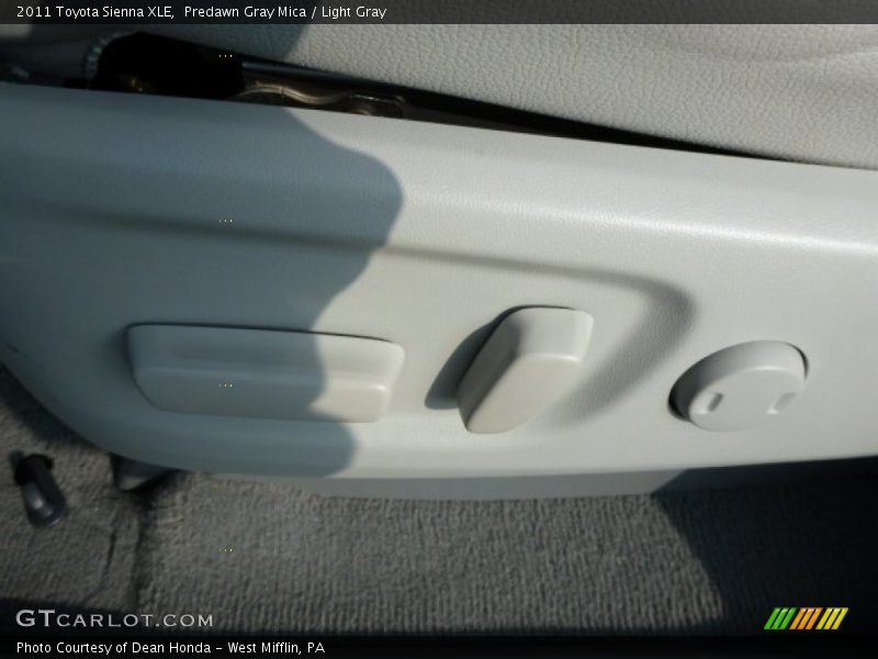 Predawn Gray Mica / Light Gray 2011 Toyota Sienna XLE