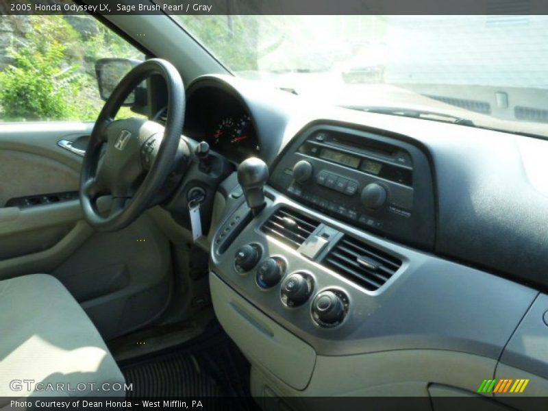 Sage Brush Pearl / Gray 2005 Honda Odyssey LX