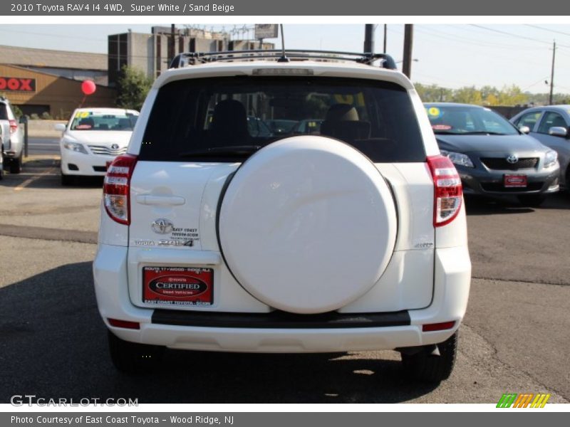 Super White / Sand Beige 2010 Toyota RAV4 I4 4WD