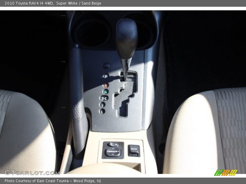 Super White / Sand Beige 2010 Toyota RAV4 I4 4WD
