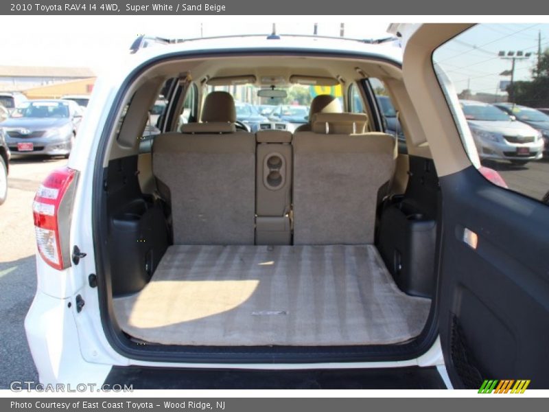 Super White / Sand Beige 2010 Toyota RAV4 I4 4WD